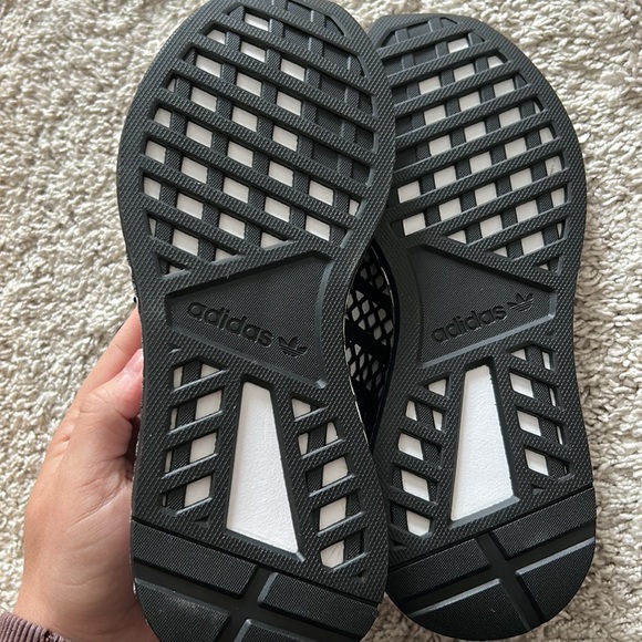 Brand new adidas running shoes - Picture 2 of 4